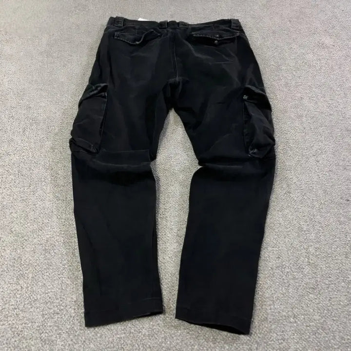 [SOLD OUT] (34) CP컴퍼니 블랙 카고 바지