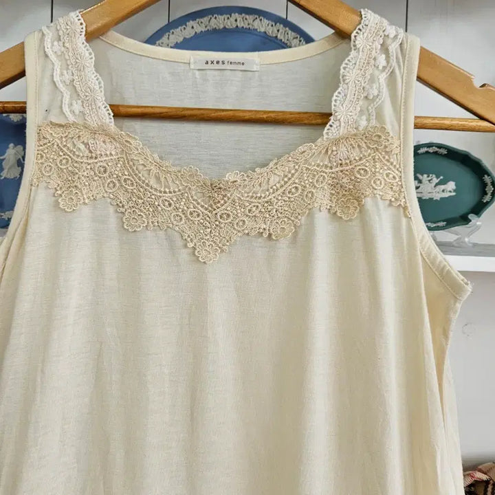[BUNJANG] axes femme Lace Frill Dress / axes femme 레이스 프릴 원피스