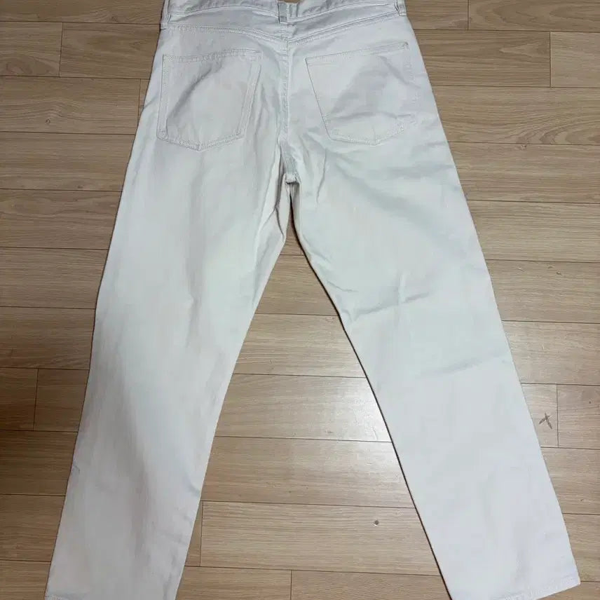[BUNJANG] Uniqlo U Regular Fit Jeans Ecru 30 / [무신사 A+] 유니클로U 레귤러피트진 에크루 30 (433239)
