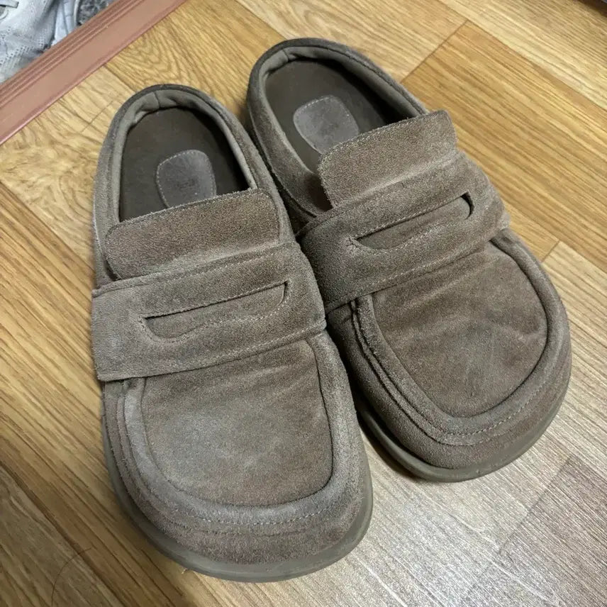 [BUNJANG] Kinche Padded Mule / [280] 킨치 패디드 뮬