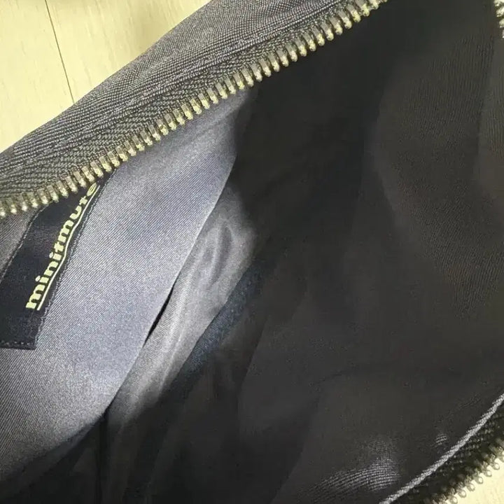 [BUNJANG] Minitmute Clo Waist Mini Black Bag / 미닛뮤트 클로웨이스트 미니 블랙