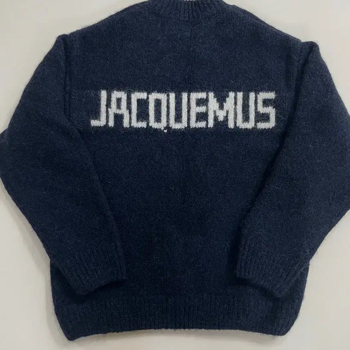 [BUNJANG] Jacquemus La Maille Pavane Jacquard Logo Sweater / [M] 자크뮈스 라 마이유 파바네 니트