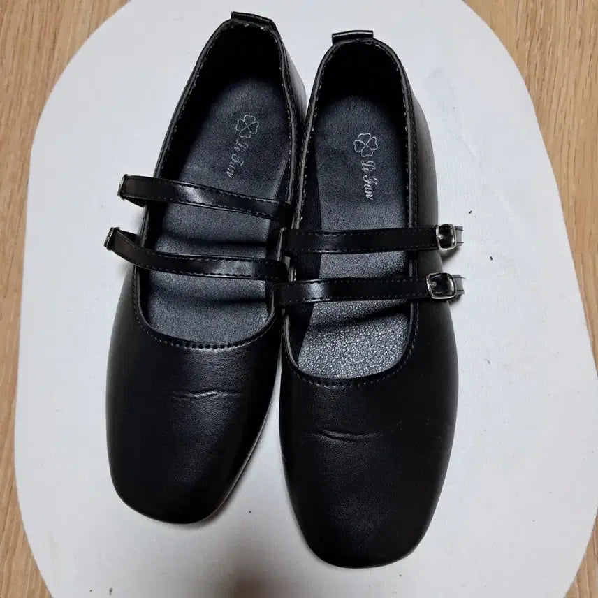 [BUNJANG] Black Double Strap Mary Jane Shoes / 블랙 더블 스트랩 메리제인 구두245