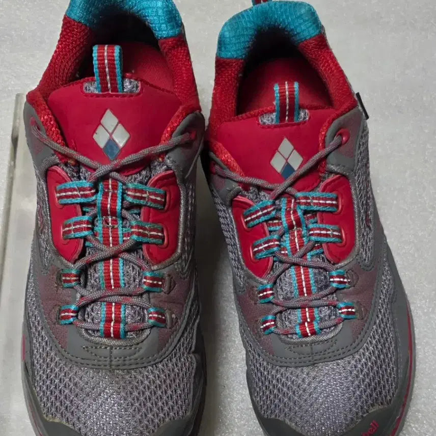 [BUNJANG] Mont-Bell Gore-Tex Lightweight Hiking Boots (Men&
