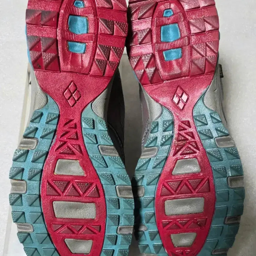 [BUNJANG] Mont-Bell Gore-Tex Lightweight Hiking Boots (Men&