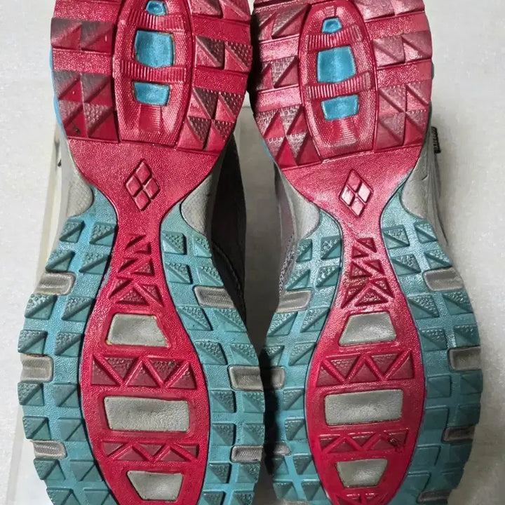[BUNJANG] Mont-Bell Gore-Tex Lightweight Hiking Boots (Men&