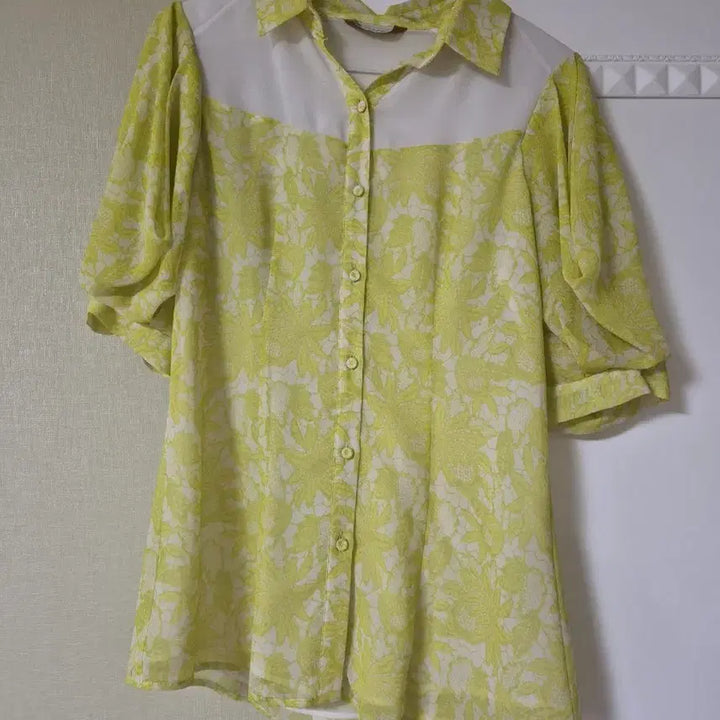 [BUNJANG] MojoSphin Lace Blouse / 모조에스핀 블라우스