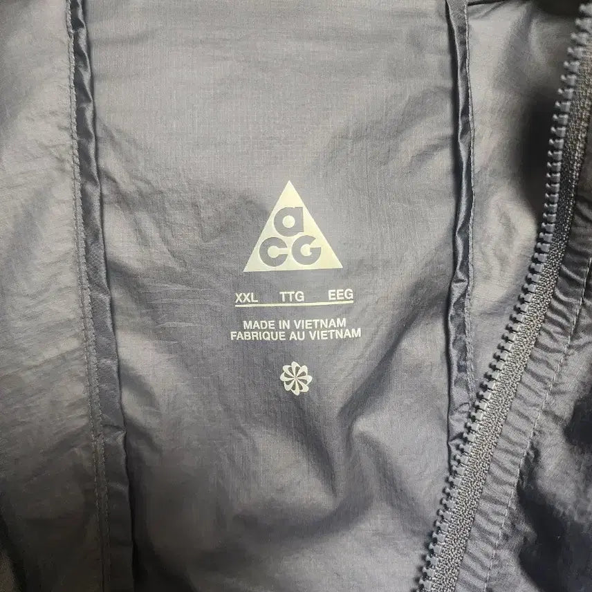 [SOLD OUT] 나이키 ACG 신더콘 윈드루프 자켓 네이비 XXL