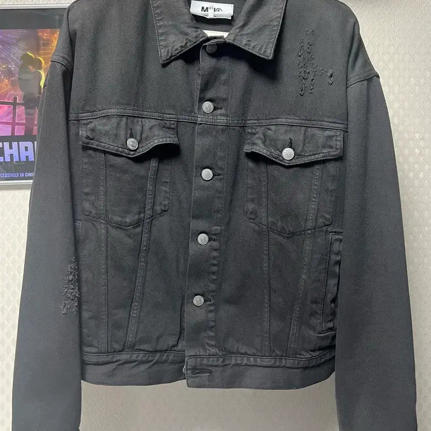 [SOLD OUT] mm6 마르지엘라 디스트로이드 데님 트러커