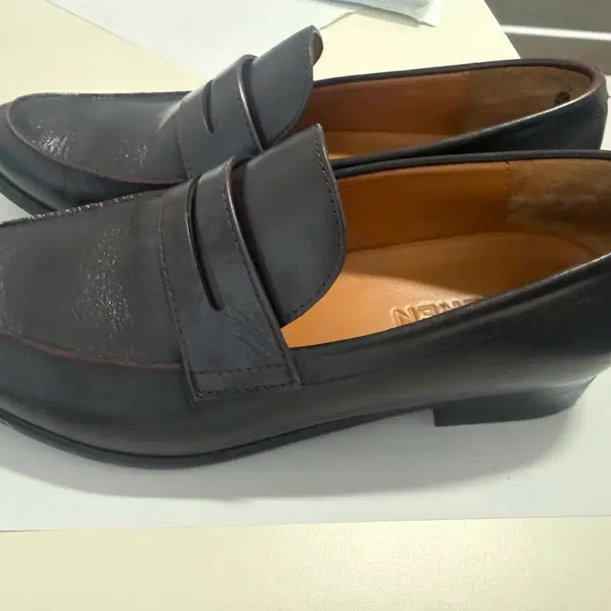 [BUNJANG] Cuérn London 09 Loafer Brush Off Wine / 쿠에른 로퍼 LONDON 09 LOAFER BRUSH OFF WINE 2