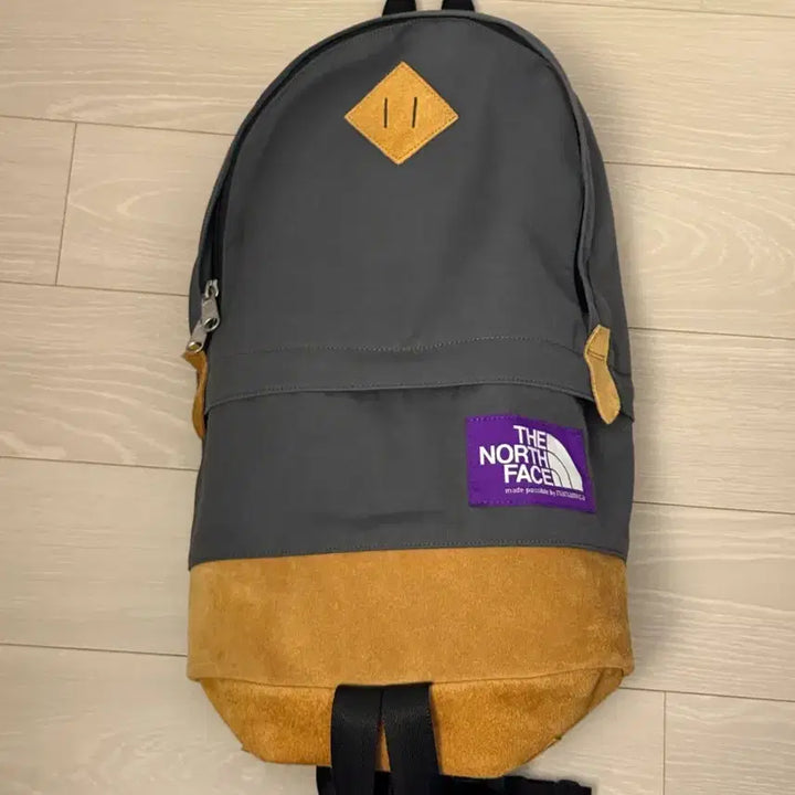 [SOLD OUT] 노스페이스 퍼플라벨 데이팩 그레이