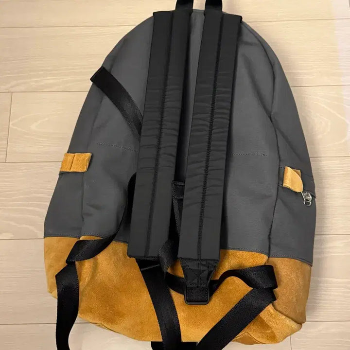 [SOLD OUT] 노스페이스 퍼플라벨 데이팩 그레이