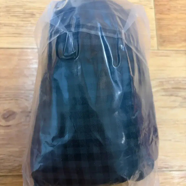 [SOLD OUT] 하이산 깅엄체크 네이비 새상품 판매