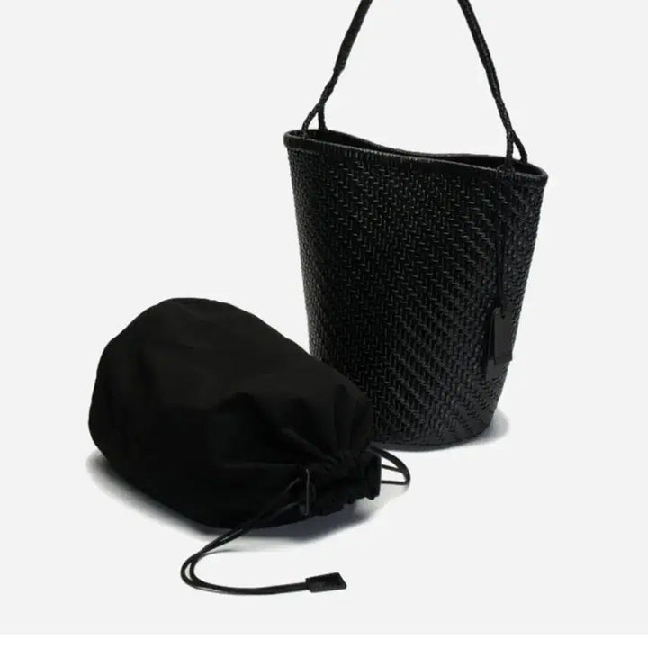 [SOLD OUT] 새상품) ATCLIP 앳클립 톤도백 TONDO BAG 숄더백 위빙백