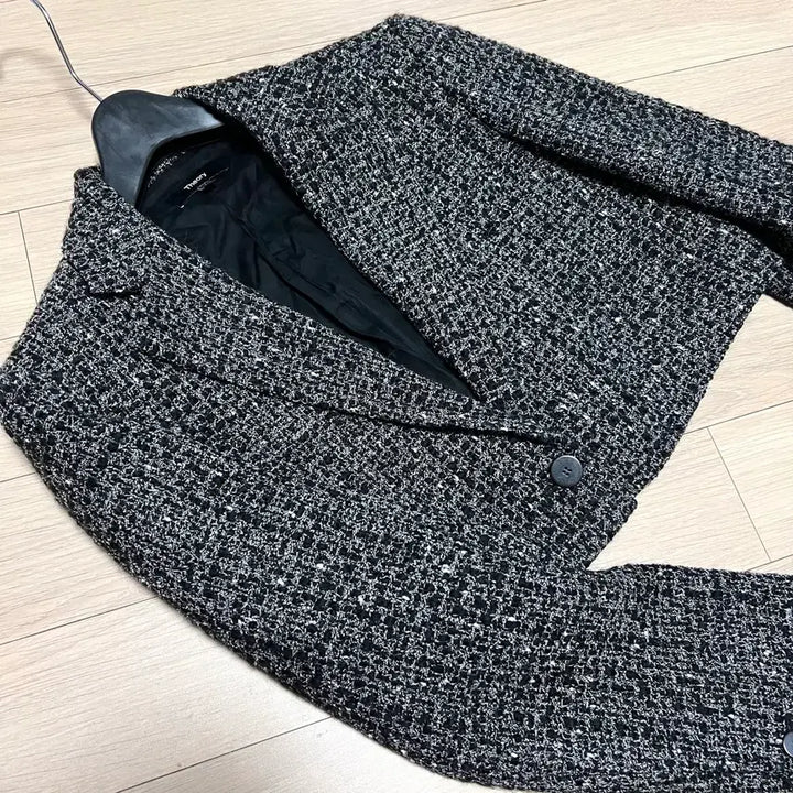 [BUNJANG] Theory Wool Blend Cropped Tweed Jacket / 띠어리 THEORY 울 혼방 크롭 트위드 자켓 봄가을 하객룩 오피스룩