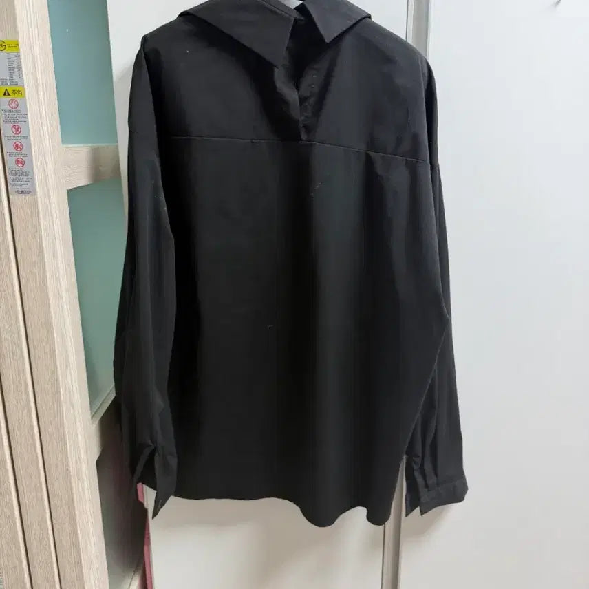 [SOLD OUT] 렌느 세미여리 오프카라셔츠  프리사이즈  정가 39,800원 (할인도안하