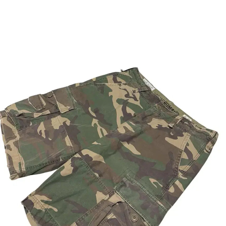 [SOLD OUT] 아베크롬비 버뮤다 카모 카고 반바지 32사이즈