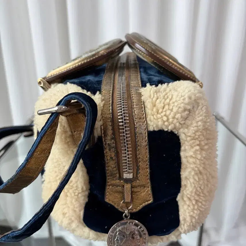[BUNJANG] Fendi Vintage Velvet &amp; Shirred Shoulder Bag / 펜디 빈티지 레어 벨벳 &amp; 셔링 숄더백