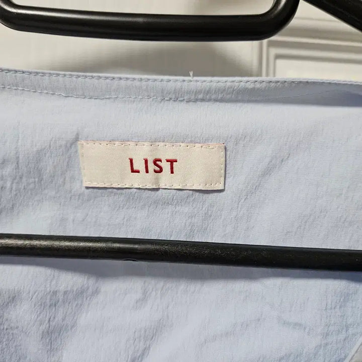 [SOLD OUT] LIST 하늘색 퍼프 블라우스 (66)