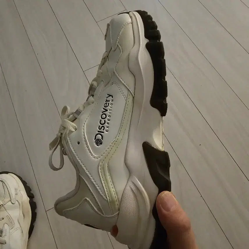 [BUNJANG] Discovery Bucket D-Walker Original Sneakers / 디스커버리 버킷 디워커 오리지널