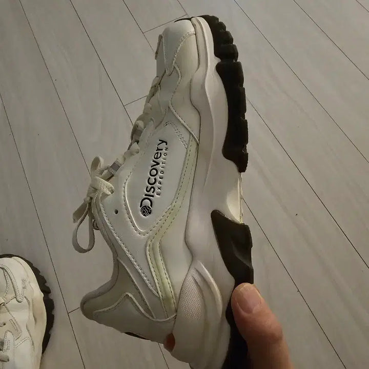 [BUNJANG] Discovery Bucket D-Walker Original Sneakers / 디스커버리 버킷 디워커 오리지널