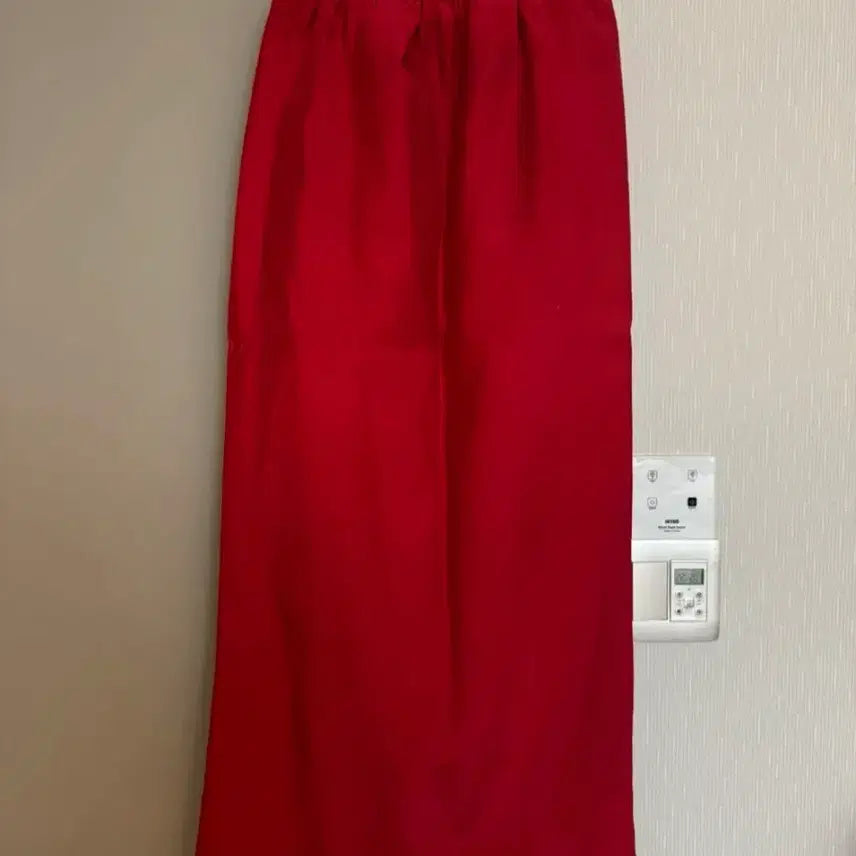 [SOLD OUT] eonts 애옹쓰 레드 롱 스커트