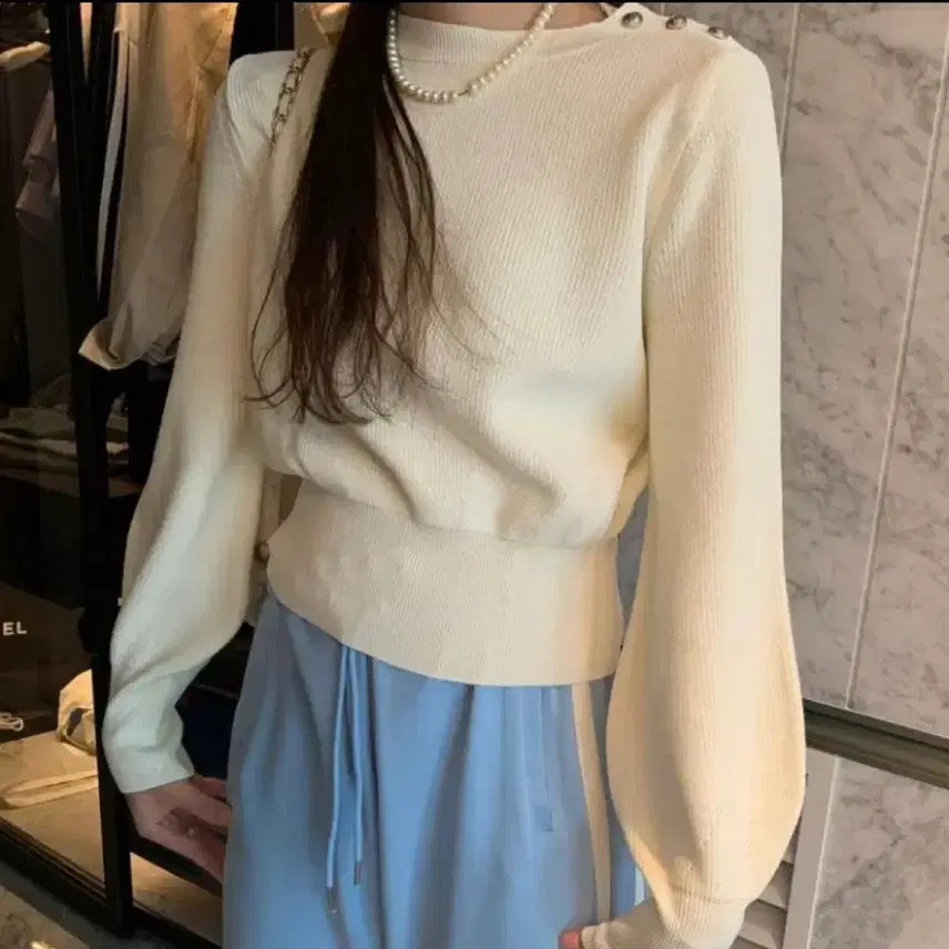[BUNJANG] Poster Button Puff Crop Knit Top / 도매택 포스터poster버튼퍼프 크롭니트 아이보리 위아마크들리프영띵미엘