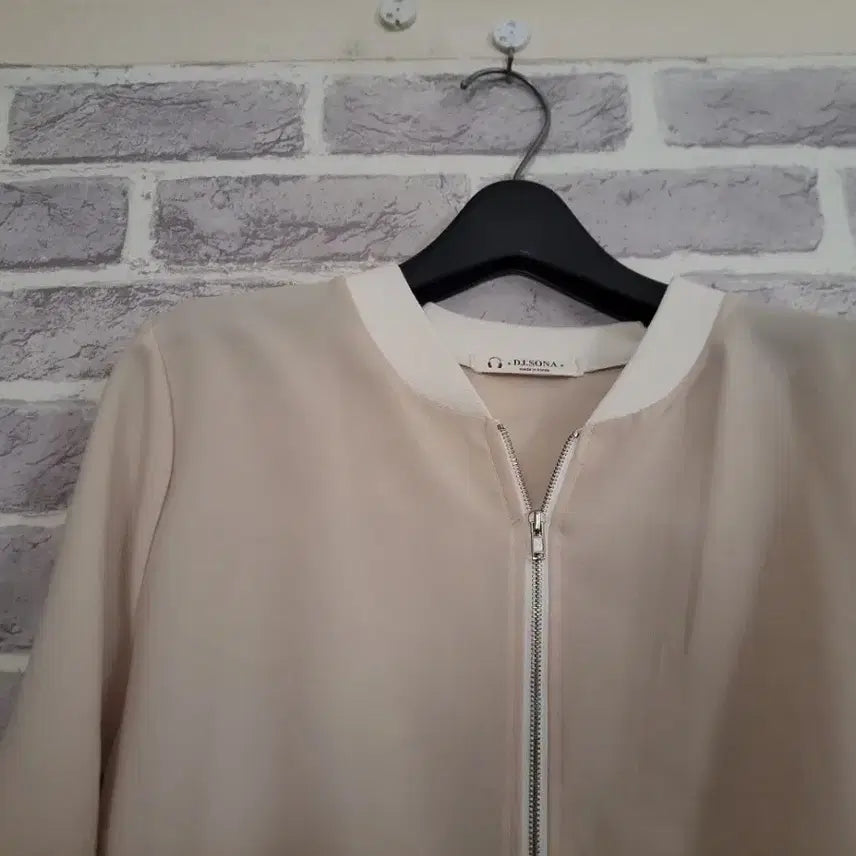 [BUNJANG] Beige Lightweight Jacket / 베이지 집업 홑겹자켓/알뜰한여우