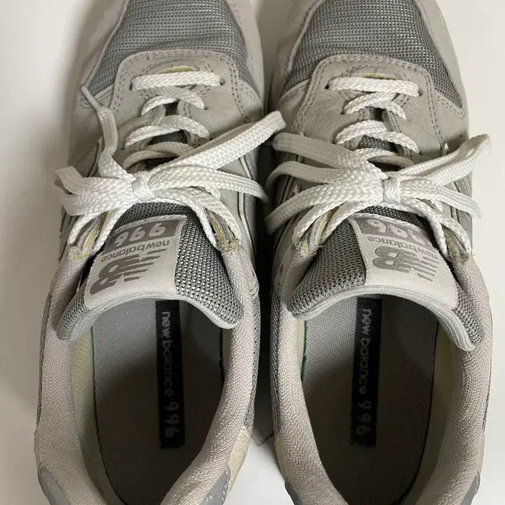 [BUNJANG] New Balance 996 Gray Sneakers / (275) 뉴발란스 996 그레이
