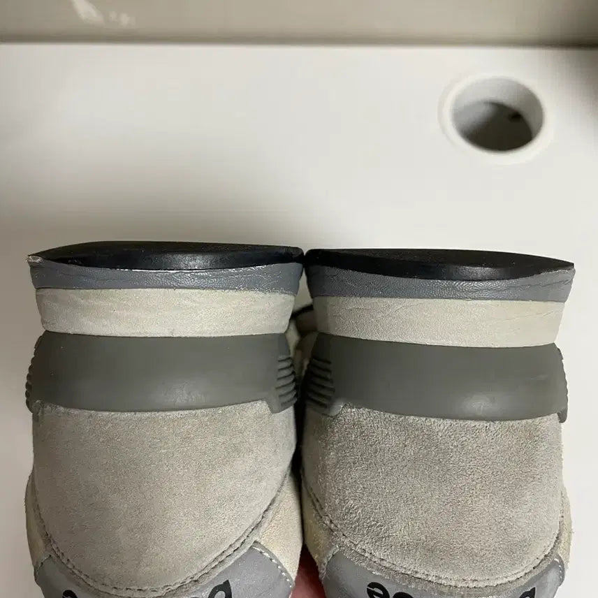 [BUNJANG] New Balance 996 Gray Sneakers / (275) 뉴발란스 996 그레이