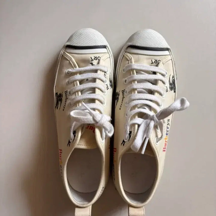 [BUNJANG] Burberry Sneakers / 버버리 스니커즈
