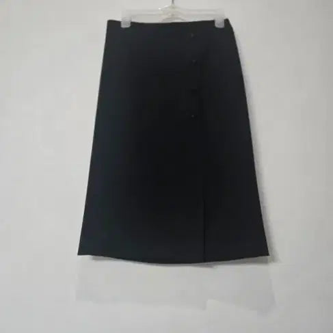 [BUNJANG] LINE Black Button Point Midi Skirt / LINE 블랙 버튼 포인트 미디 스커트
