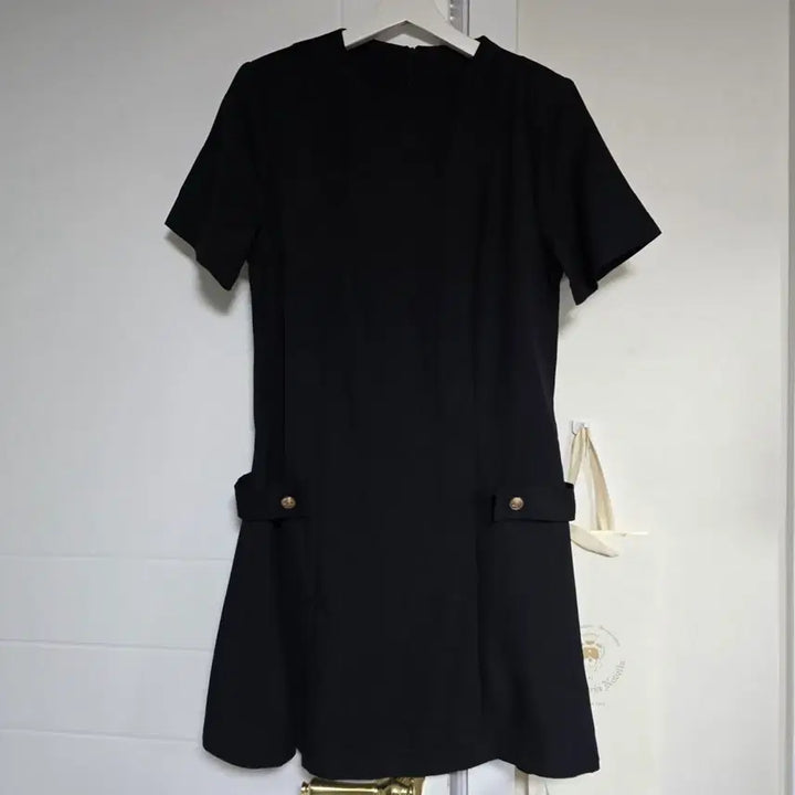 [BUNJANG] Black Short-Sleeve Dress / 원피스(새상품)