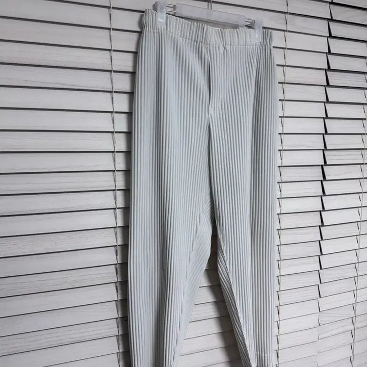 [BUNJANG] Homme Plisse Tapered Pants / (오늘만 이 가격) 옴므플리세 - 테이퍼드 팬츠