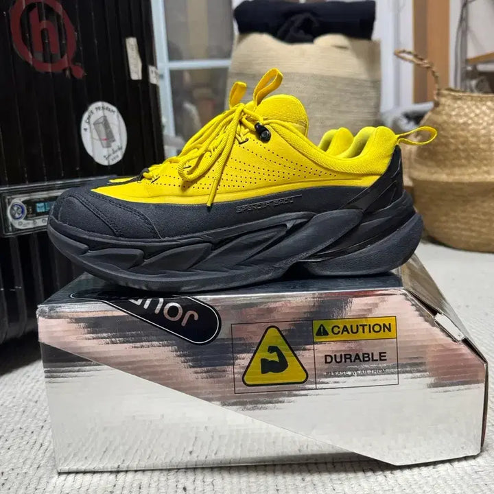 [BUNJANG] Hoka Elevon X Spencer Badu Collaboration Sneakers / 호카 원원 일레븐 x 스펜서 바두 Spencer Badu