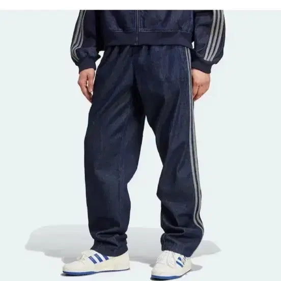 [BUNJANG] Adidas Fired Denim Track Pants (Size S) / 아디다스 파이어드 데님팬츠 s
