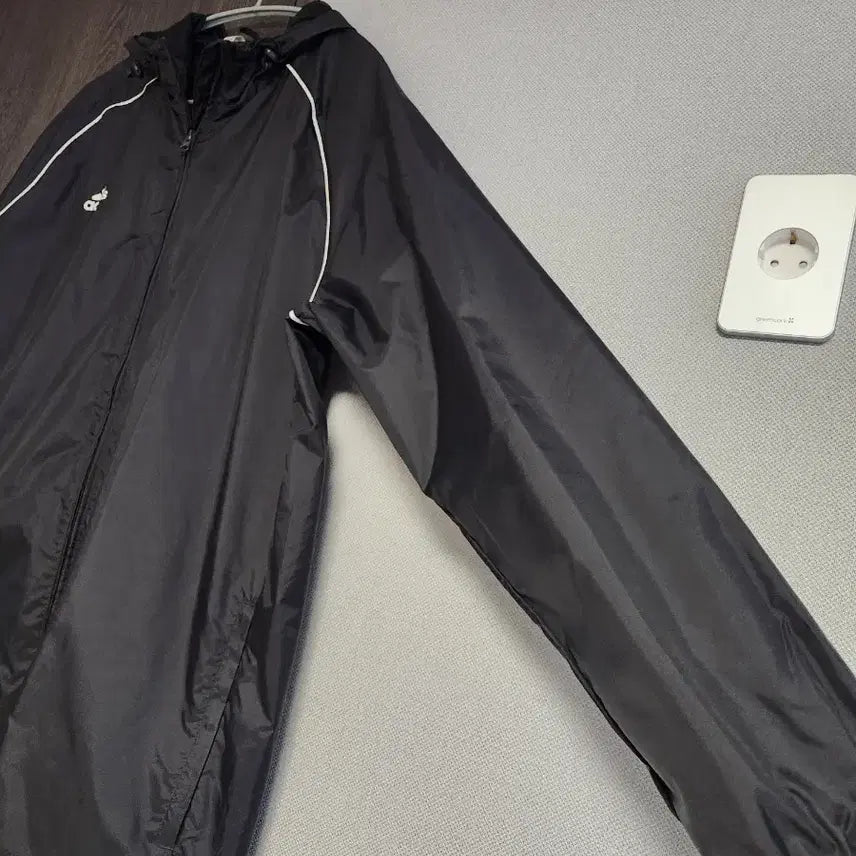 [SOLD OUT] 아디다스 후드집업 바람막이 2XL~3XL
