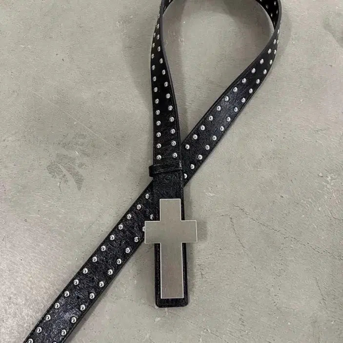 [SOLD OUT] [새상품] 십자가 크로스 버클 볼트 스터드 벨트