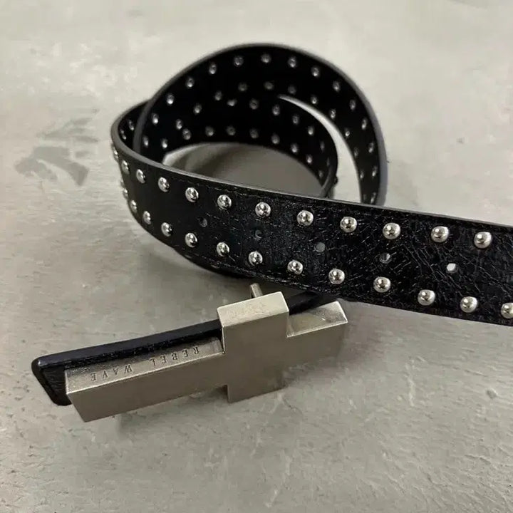 [SOLD OUT] [새상품] 십자가 크로스 버클 볼트 스터드 벨트