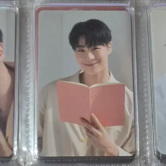 [SOLD OUT] 아스트로 문빈 크리니크 포카 3장