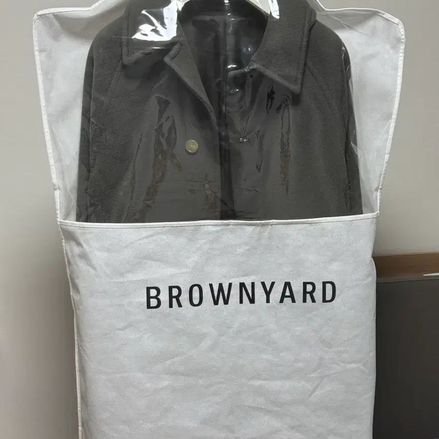 [BUNJANG] Brown Yard Balmacaan Coat / 브라운야드 발마칸 코트