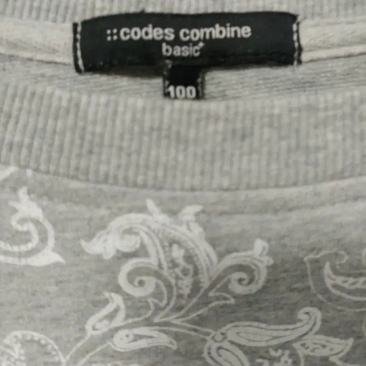 [BUNJANG] Codes Combine Paisley Sweatshirt (Size 100) / 코데즈컴바인 페이즐리 맨투맨 (100사이즈)