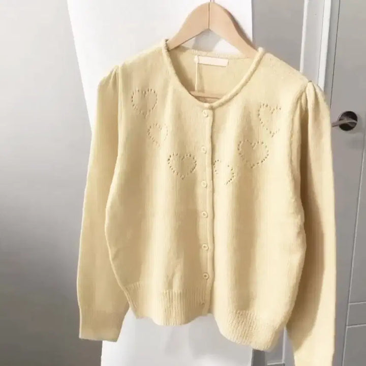 [BUNJANG] Peterandwendy Heart Pattern Cardigan / 피터앤웬디(peterandwendy) 하트 뿅뿅가디건 프리사이즈 새상품