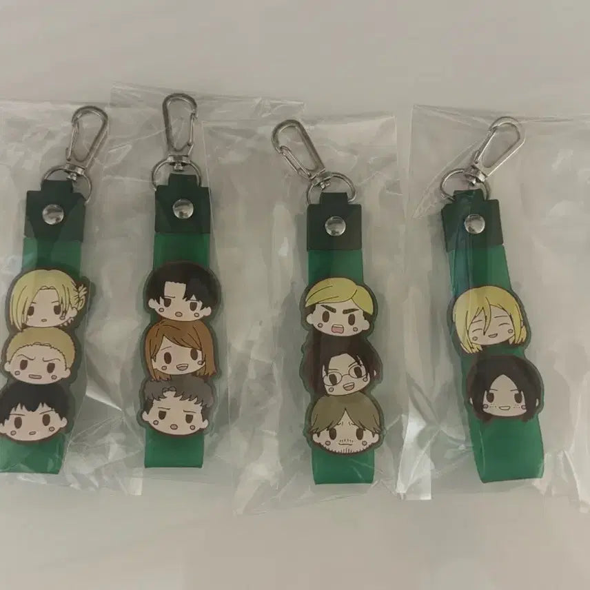 [BUNJANG] Attack on Titan Kuji I &amp; Lower Tier Items Bundle Set / 진격의거인 쿠지 I상 하위상(일괄