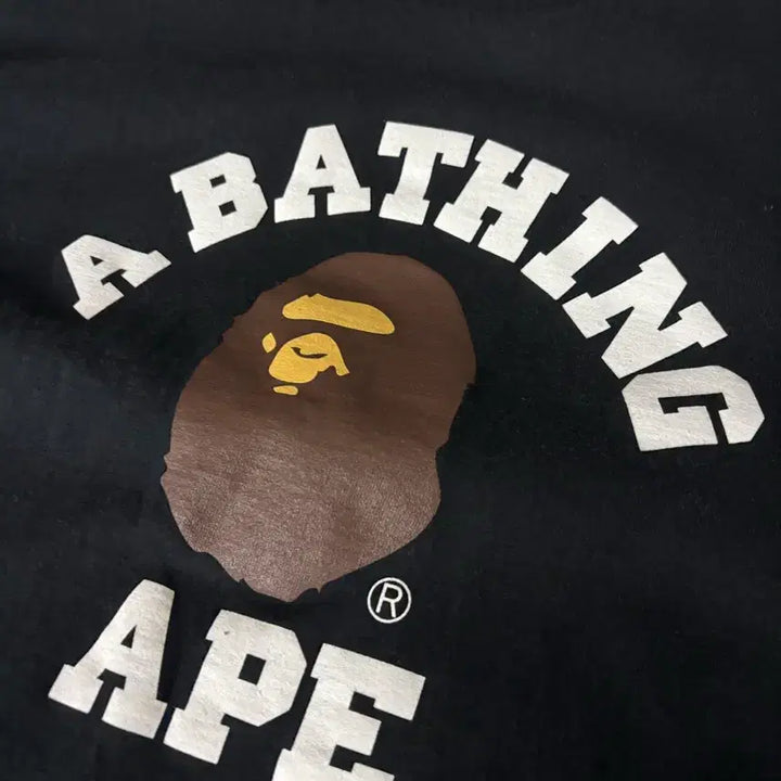 [BUNJANG] Bape Black Logo Short Sleeve T-Shirt (L) / 베이프 티셔츠 L