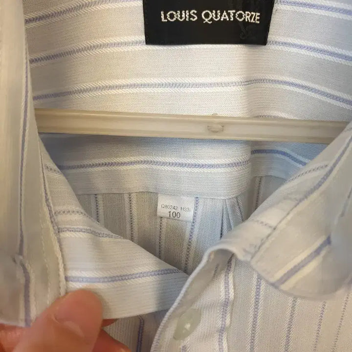 [BUNJANG] Louis Quatorze Stripe Short Sleeve Shirt Size 100 / 루이까또즈 스트라이프 반팔 셔츠 100