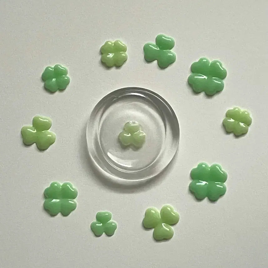 [BUNJANG] Clover Wreath Resin Craft / 클로버 워리스톤