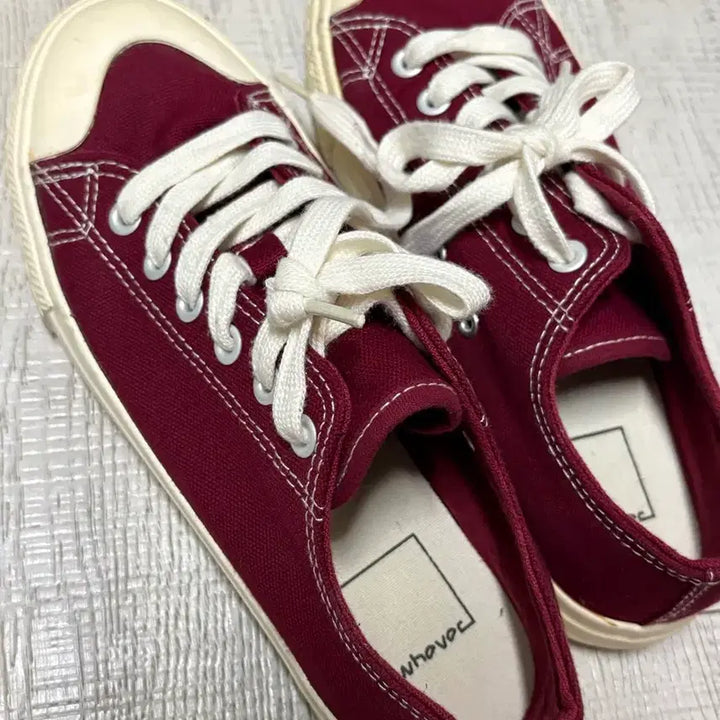 [BUNJANG] Burgundy Canvas Sneakers / 버건디색 캔버스 스니커즈