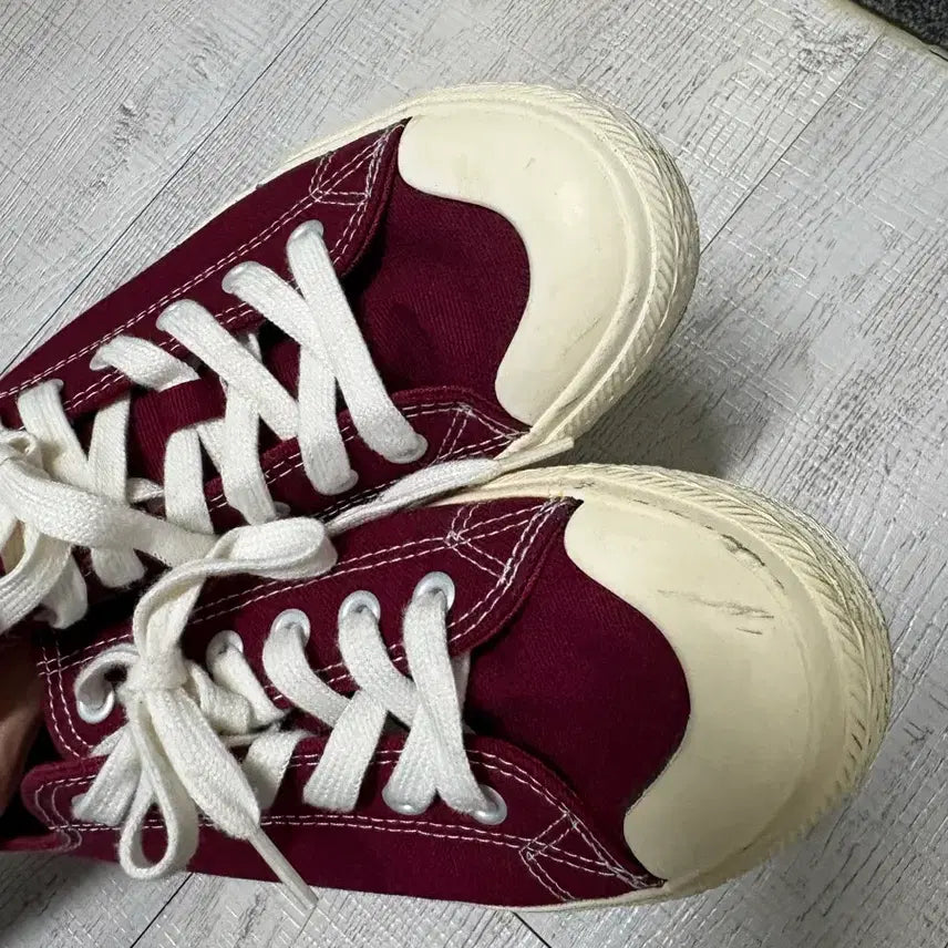 [BUNJANG] Burgundy Canvas Sneakers / 버건디색 캔버스 스니커즈