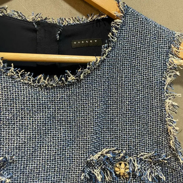[BUNJANG] Sisley Tweed Sleeveless Dress Size 42 (85) / 시슬리 트위드 나시 원피스 42사이즈(85)